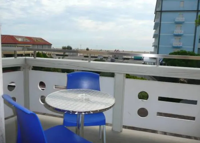 Appartement Flat With Sea View Balcony In *