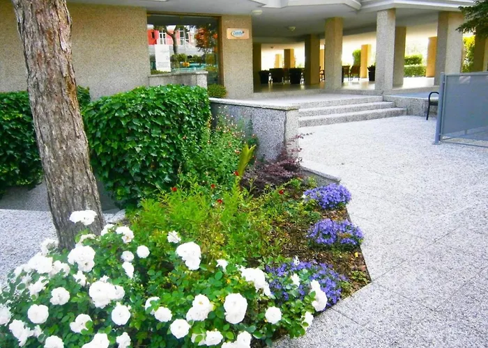 Flat With Sea View Balcony In *